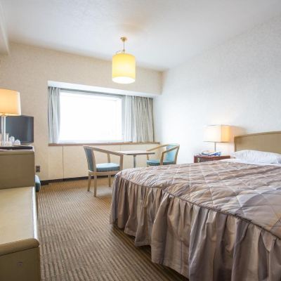 雙人床房 成田機場招待所優惠