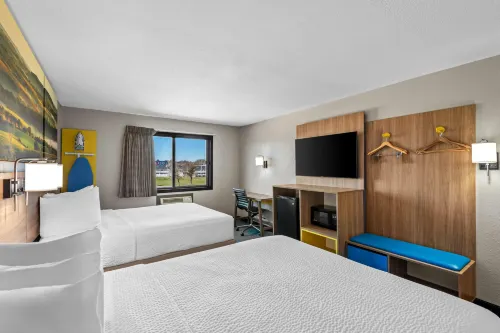 Days Inn & Suites by Wyndham des Moines Airport
