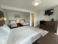 Holiday Motel