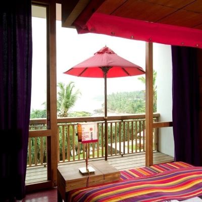 Deluxe Double Room with Ocean View Utmt-Underneath the Mango Tree Hotel Promo Code