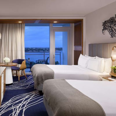 兩張雙人床塔樓碼頭景觀間 - 帶陽台 勞德代爾堡碼頭希爾頓酒店優惠