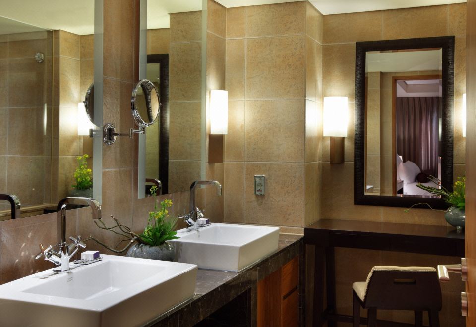 InterContinental Hotels ALPENSIA PYEONGCHANG RESORT by IHG1 King 2 Single Two Bedroom Suite