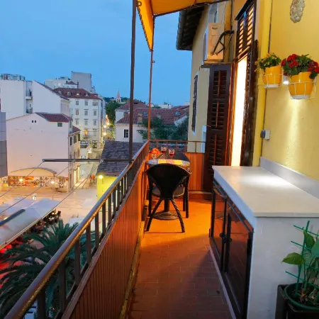 Lovely Apartments Marmont with Balconies in the Heart of Split