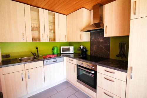 两卧室公寓 - 带花园