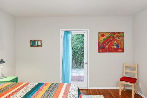 Long Beach House Two-Bedroom House