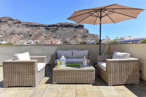 Penthouse Daniela in Puerto Mogan IX Two-Bedroom Apartment