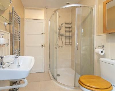 Holiday Home Number Five Promo Code