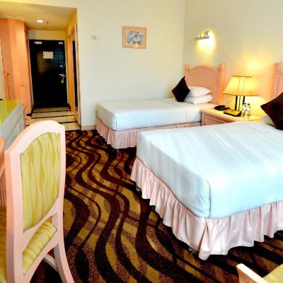 Bilik Kembar Mewah Kupon Emerald Puteri Hotel
