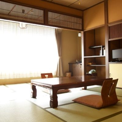 [Japanese Modern Style: 10 Tatami + 3 Tatami Alcove] (s) [Capacity: 4 Guests] [Modern] [Japanese Room] [Non-Smoking] Nakaya Ryokan Promo Code