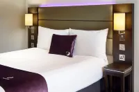 Premier Inn Rochdale Hotel a Delph