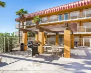 Rodeway Inn & Suites
