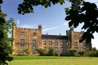 Lumley Castle Hotel Hotel di 