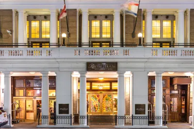 The Battle House Renaissance Mobile Hotel & Spa โรงแรมใน