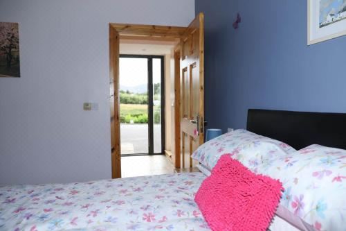 双人房（带公共浴室）