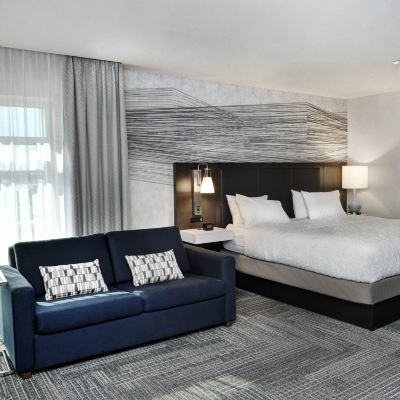 Mobility Accessible King Room with Tub Hampton Inn & Suites by Hilton Quebec City /Saint-Romuald Promo Code