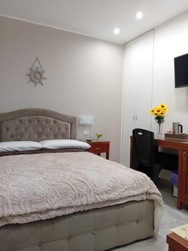 雙人房（帶獨立浴室）