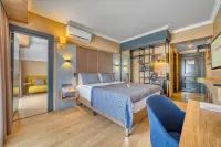 Numa Port Hotel