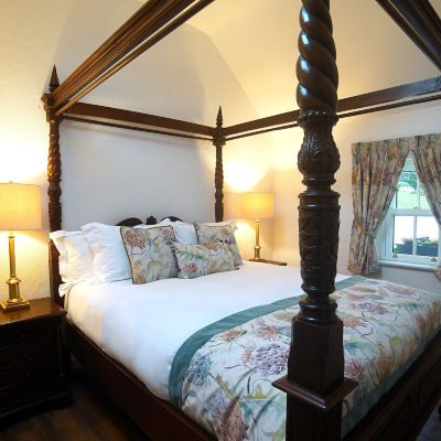 Woodside Cottage Killeavy Castle Estate Promo Code