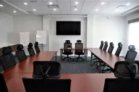 Holiday Inn Express & Suites EDMONTON SW – WINDERMERE by IHG