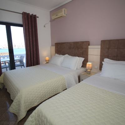 Standard Triple Room Hotel Julia Promo Code