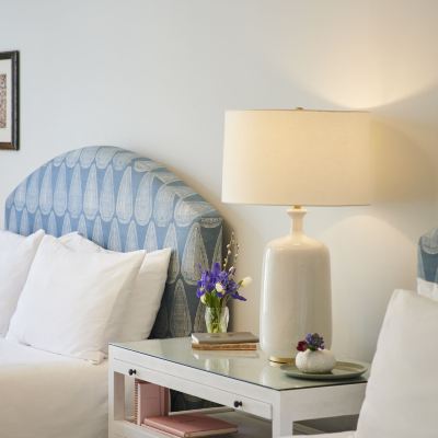 Deluxe Room with Two Queen Beds Harbourview Inn Promo Code