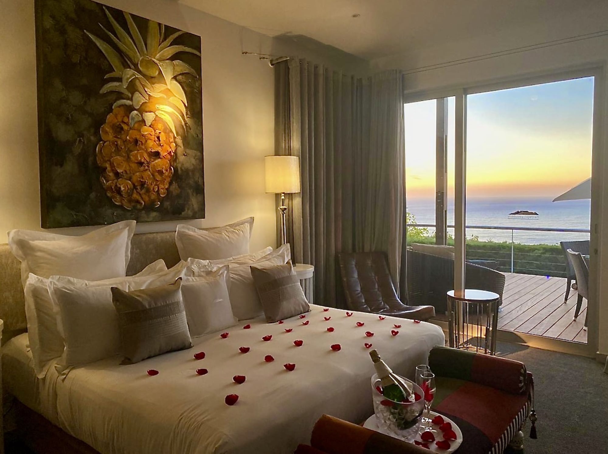 套房7 皇家套房 1特大床 全海景