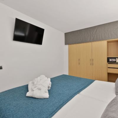 Superior One-Bedroom Apartment with Balcony and Sea View Aparthotel Fontanellas Playa Promo Code