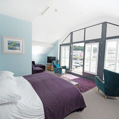 Aeron Queen Harbourmaster Promo Code