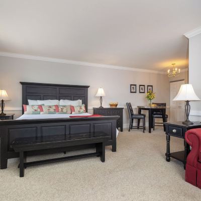 King Room With Jetted Tub Selinsgrove Inn Promo Code