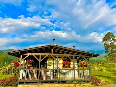 La Herradura Lodge  호텔