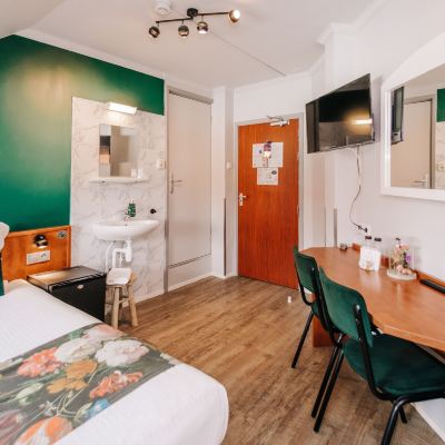 Basic Double Room Hotel Keur Promo Code