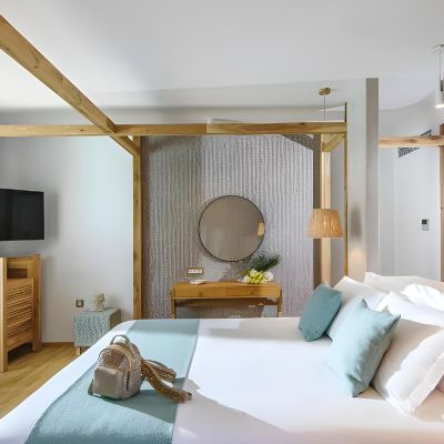 Overwater Bungalow Stella Island Luxury Resort & Spa (Adults Only) Promo Code