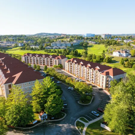 Grand Crowne Resort