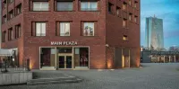 Main Plaza Suite Tower Hotel a 