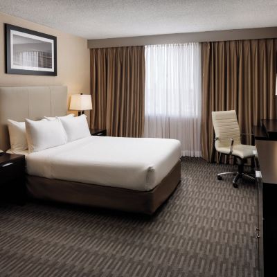 Premium Room, 1 Queen Bed, Club Lounge Access Pomeroy Hotel & Conference Centre Promo Code