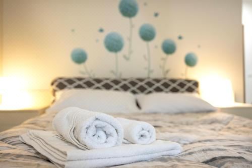 We Home - Riccione Loft Altavilla Apartment with Garden View