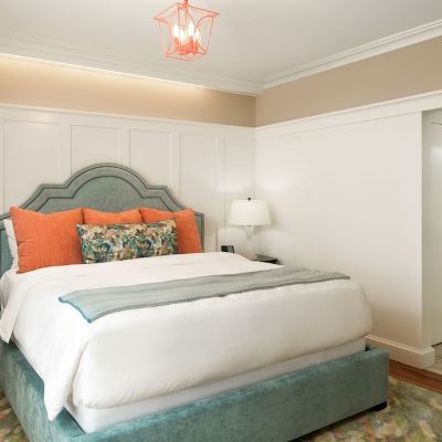 Suite (Ada Elizabeth) Hotel Atwater Promo Code