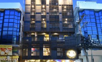 248 STREET HOSTEL