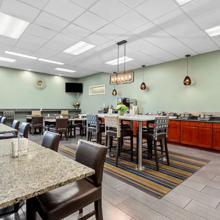 Best Western Cascadia Inn Отели в г. Эверетт