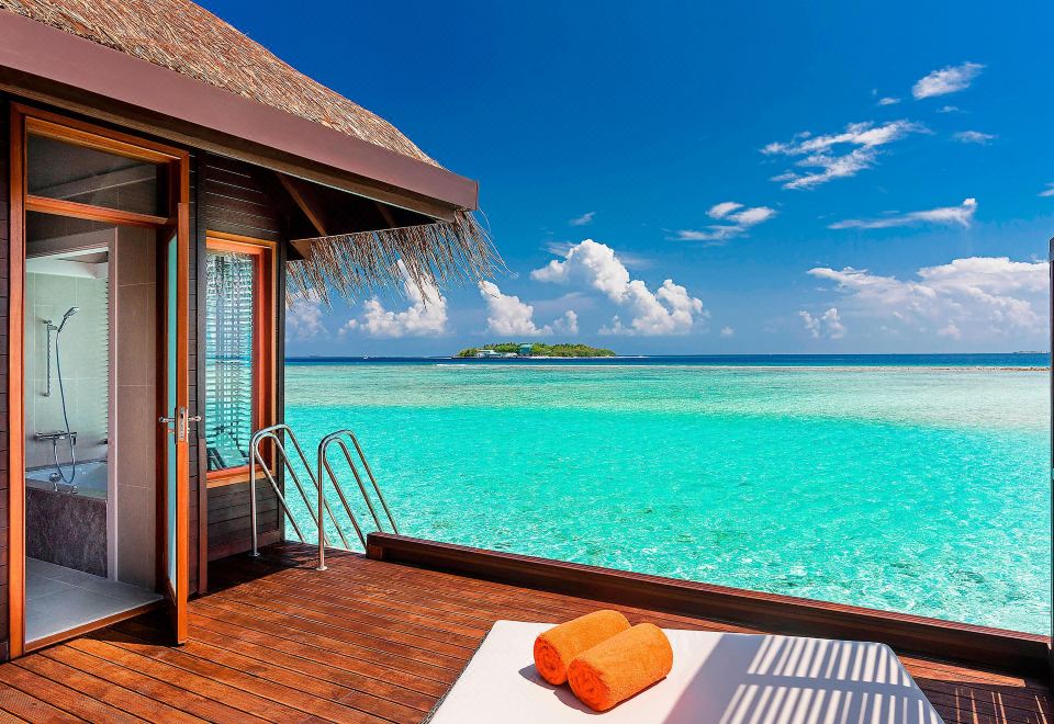 Sheraton Maldives Full Moon Resort & SpaOverwater Bungalow, Bungalow, 1 King, Ocean view