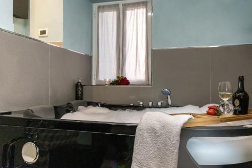 带露台的两卧室公寓 - 错层式