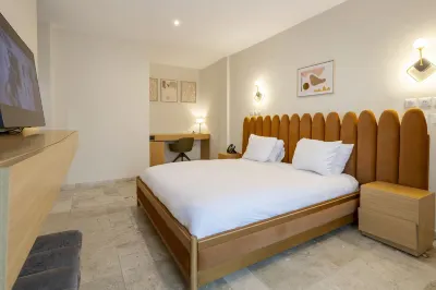 The Six Apparthotel Hotele w: 