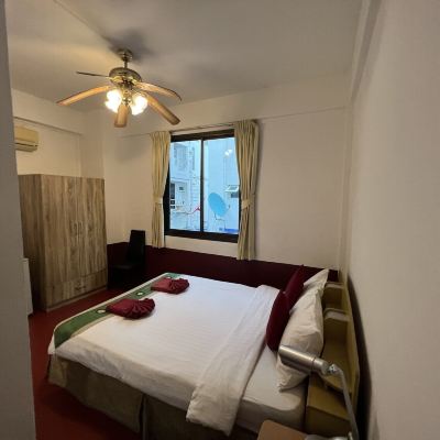 ห้องซูพีเรียร์ เตียงใหญ่ 1 เตียง รหัสโปรโมชั่น อควาเรียส เกย์ เกสต์เฮาส์ แอนด์ ซาวน่า