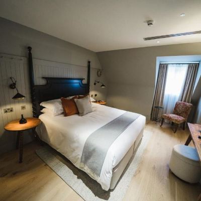 Suite (Wellington Lodge) Highfield Park Promo Code