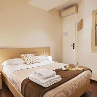 Small Double Room La Piccola Maison Promo Code