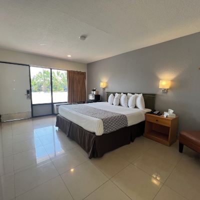 Traditional Room, 1 King Bed, Accessible Garden Inn Homestead Promo Code