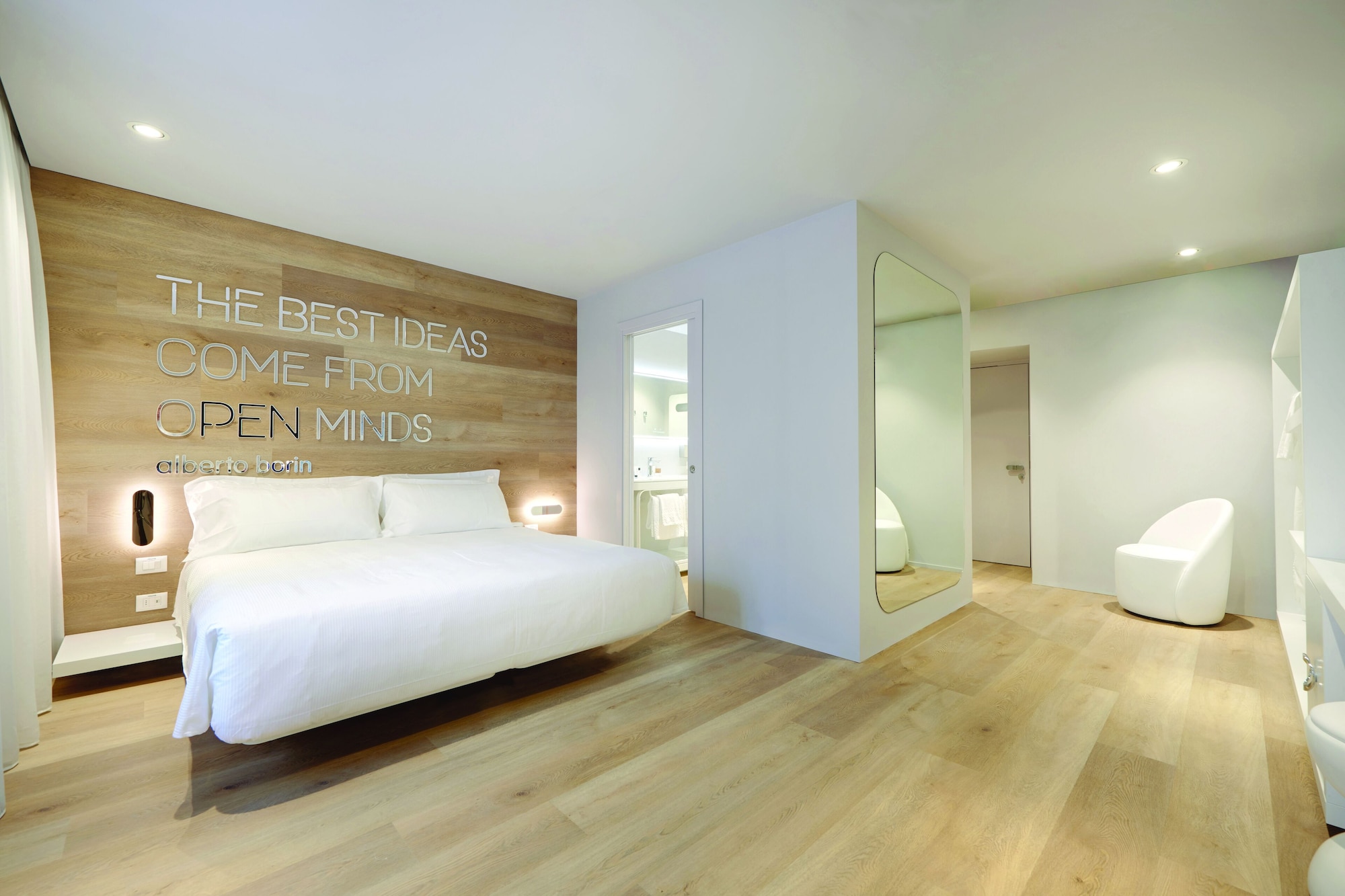 小型套房（401）