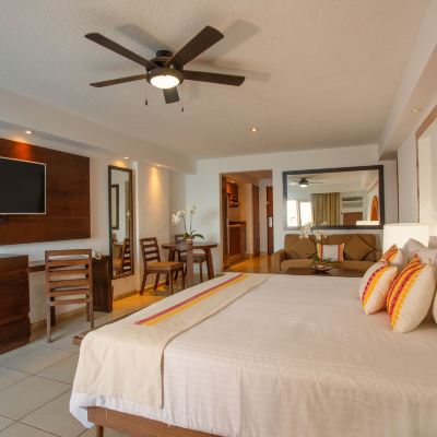 Deluxe Studio with Ocean Front Non smoking Costa Sur Resort & Spa Promo Code