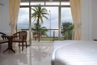 Emerald Hotel & Restaurant Hotel di 