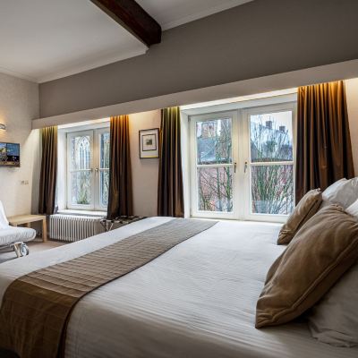 Budget Canal View Room Hotel Bourgoensch Hof Promo Code